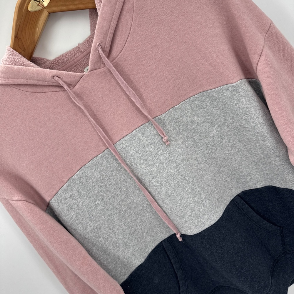 American Eagle Ahhmazingly Soft Hoodie Womens L Pink‎ Gray Navy Colorblock